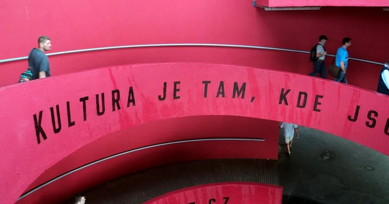 Comparatif : ce que coûte une journée culturelle à Prague en hiver