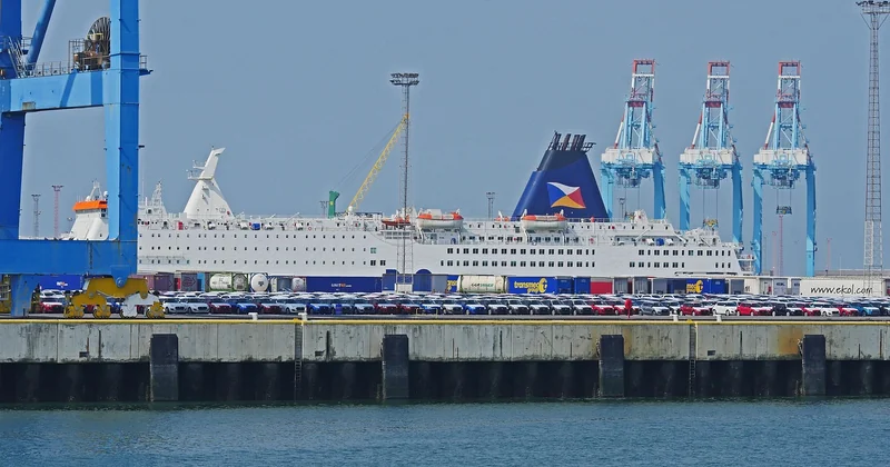 Location de bateau ou ferry avec voiture : quelle formule pour un petit budget ?