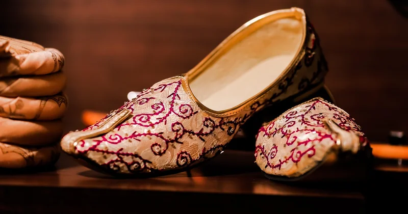 Chaussures, seuils et distance : les règles invisibles